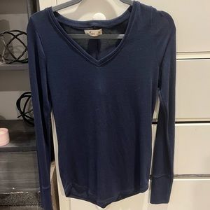 V neck long sleeve